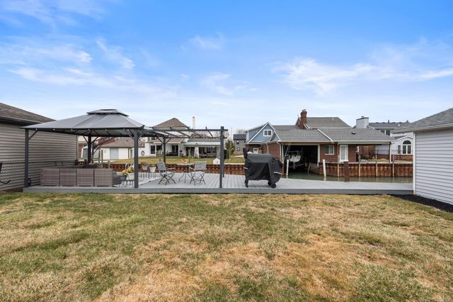 22497 Revere Street, St Clair Shores, MI 48080