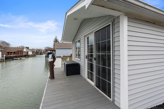 22497 Revere Street, St Clair Shores, MI 48080