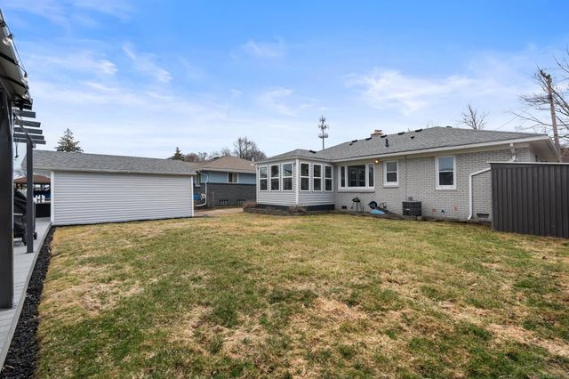 22497 Revere Street, St Clair Shores, MI 48080