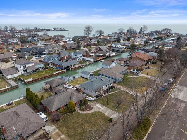 22497 Revere Street, St Clair Shores, MI 48080