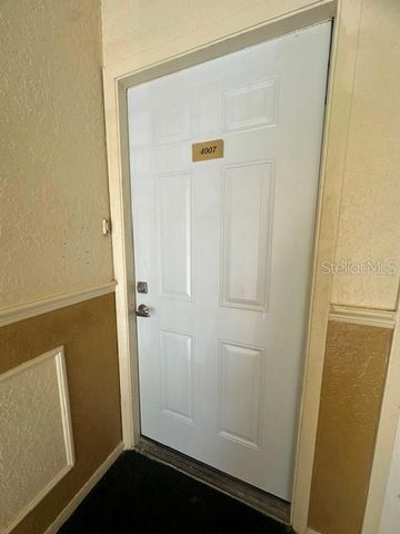 4007 VERSAILLES DRIVE 4007F, Orlando, FL 32808