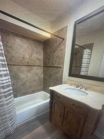 4007 VERSAILLES DRIVE 4007F, Orlando, FL 32808