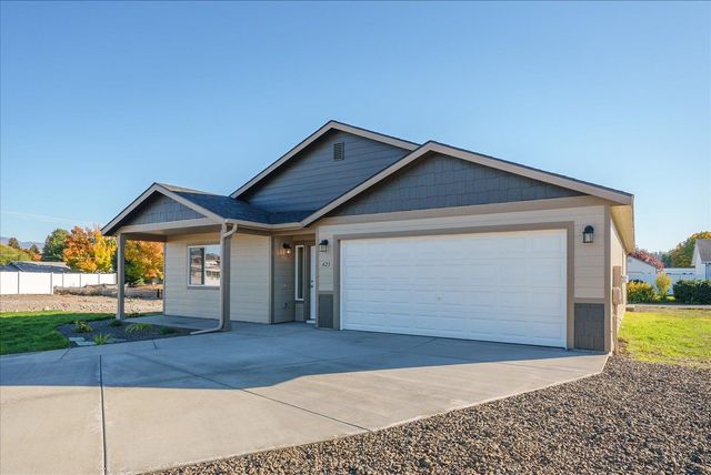 425 N Garvin Ct, Greenacres, WA 99016
