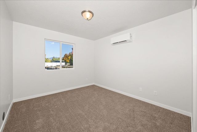 425 N Garvin Ct, Greenacres, WA 99016