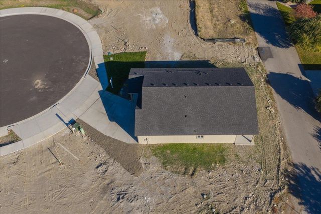 425 N Garvin Ct, Greenacres, WA 99016