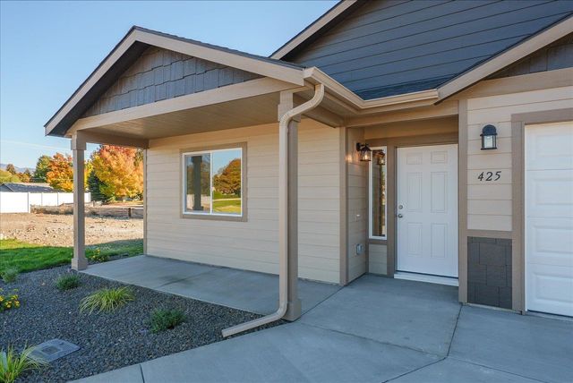 425 N Garvin Ct, Greenacres, WA 99016