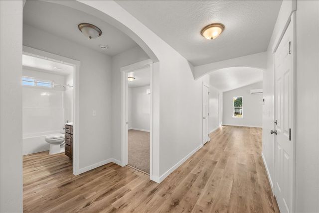 425 N Garvin Ct, Greenacres, WA 99016