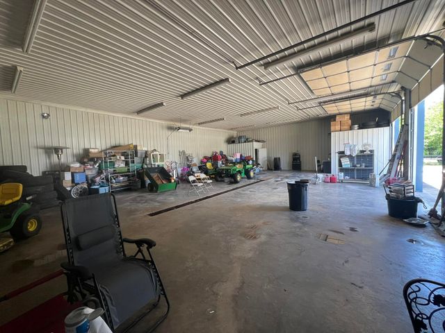 2039 Us Highway 65, Buffalo, MO 65622