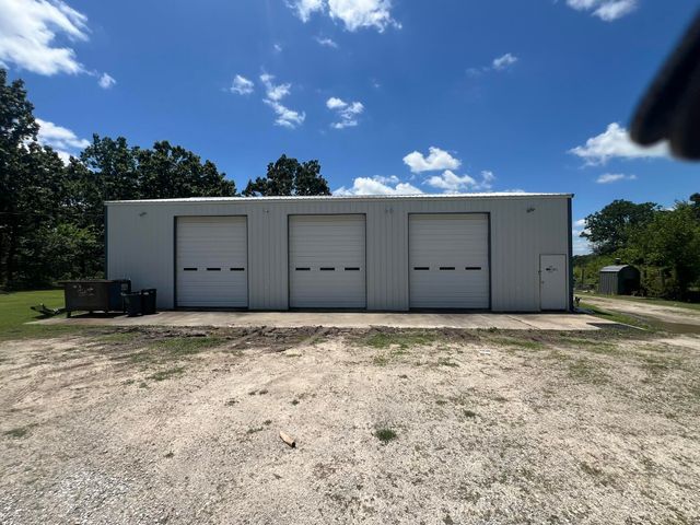 2039 Us Highway 65, Buffalo, MO 65622