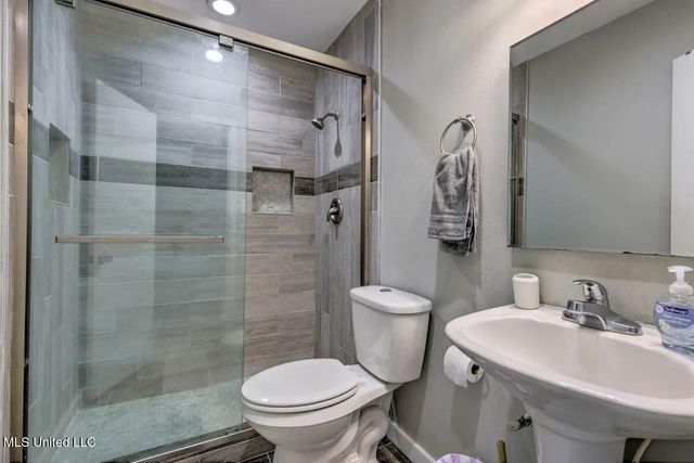 103 Grand Teton Drive, Ocean Springs, MS 39564