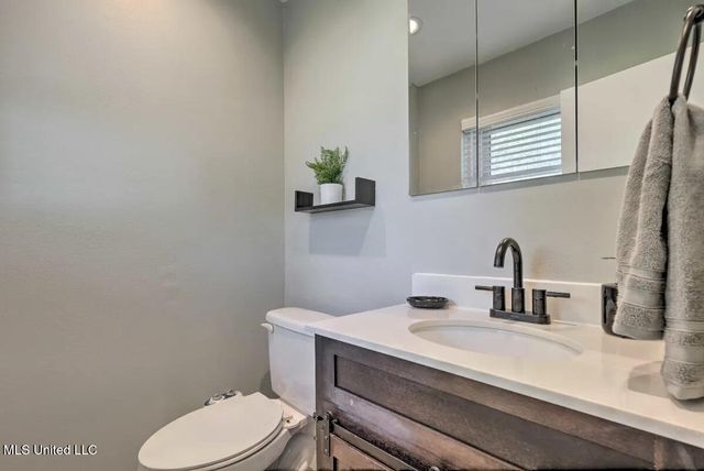 103 Grand Teton Drive, Ocean Springs, MS 39564