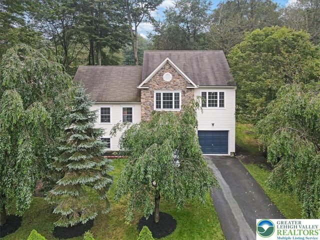 2704 Starlight Terrace, Coolbaugh Twp, PA 18466