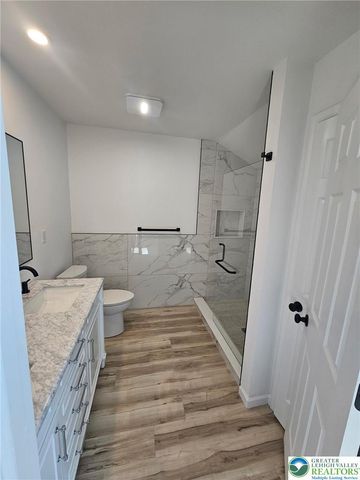 2704 Starlight Terrace, Coolbaugh Twp, PA 18466