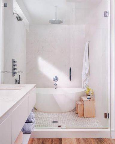 2977 Bridgeport Ave, Miami, FL 33133