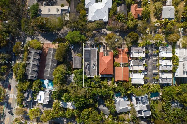 2977 Bridgeport Ave, Miami, FL 33133