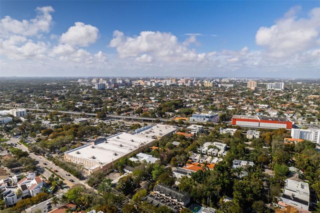 2977 Bridgeport Ave, Miami, FL 33133