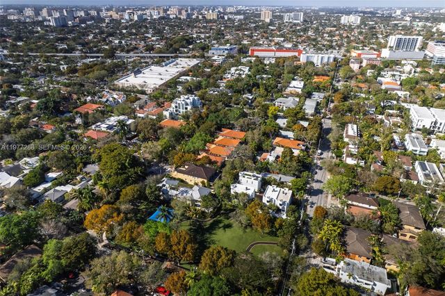 2977 Bridgeport Ave, Miami, FL 33133