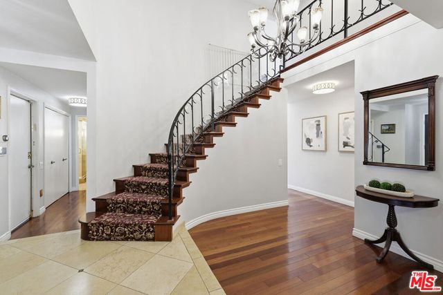 5507 Bluebell Avenue, Valley Village, CA 91607