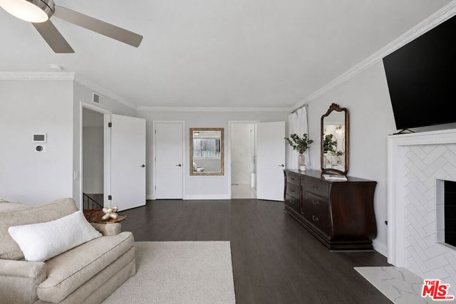 5507 Bluebell Avenue, Valley Village, CA 91607