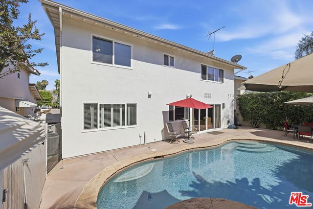 5507 Bluebell Avenue, Valley Village, CA 91607