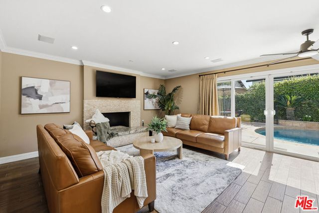 5507 Bluebell Avenue, Valley Village, CA 91607