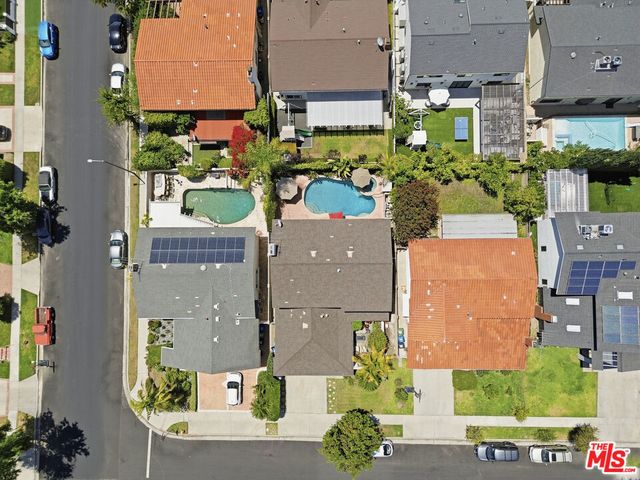 5507 Bluebell Avenue, Valley Village, CA 91607