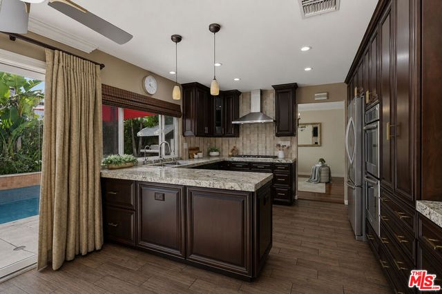5507 Bluebell Avenue, Valley Village, CA 91607