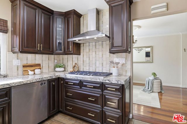 5507 Bluebell Avenue, Valley Village, CA 91607