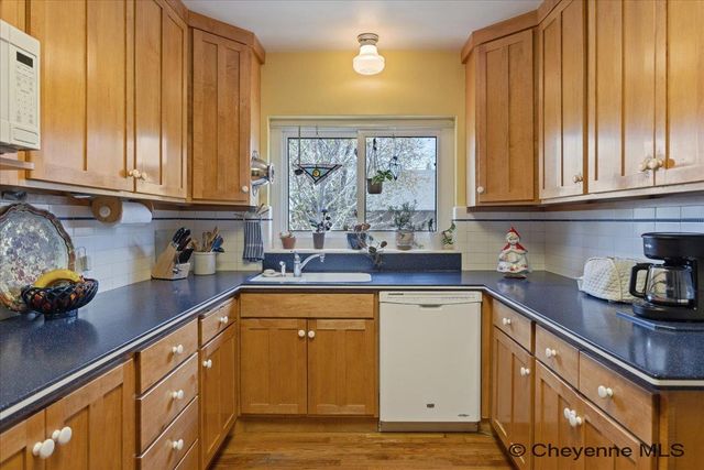 3001 CAPITOL AVE, Cheyenne, WY 82009