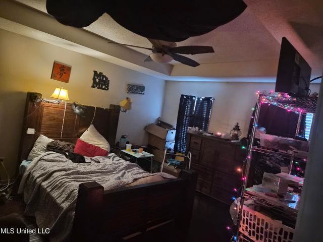 11944 Summerhaven Circle, Gulfport, MS 39503