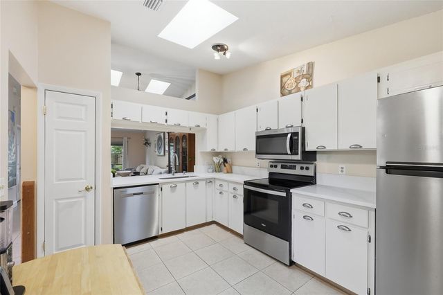 993 WILDFLOWER WAY, Longwood, FL 32750