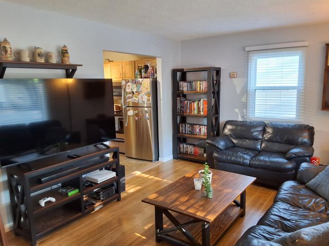 918 21st Street S, Fargo, ND 58103