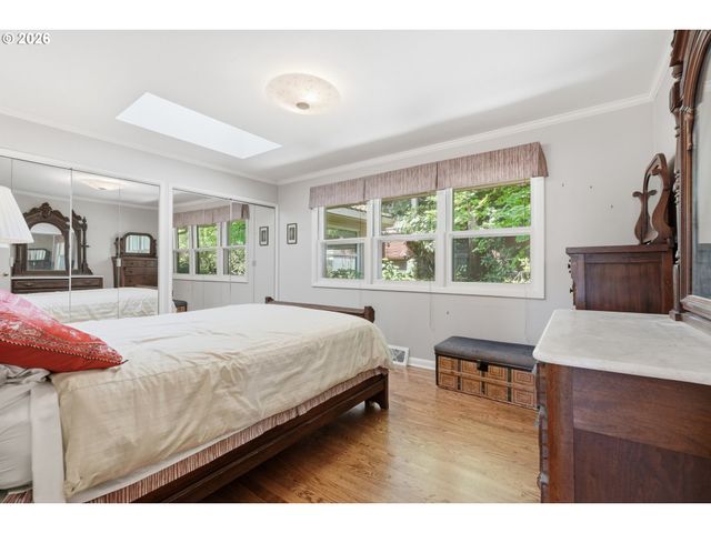 2718 Nw QUIMBY St, Portland, OR 97210