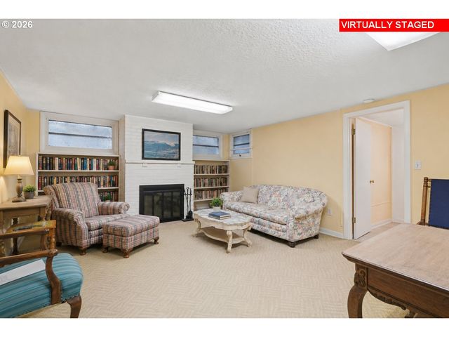 2718 Nw QUIMBY St, Portland, OR 97210