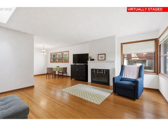 2718 Nw QUIMBY St, Portland, OR 97210