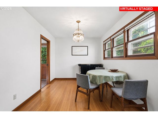 2718 Nw QUIMBY St, Portland, OR 97210