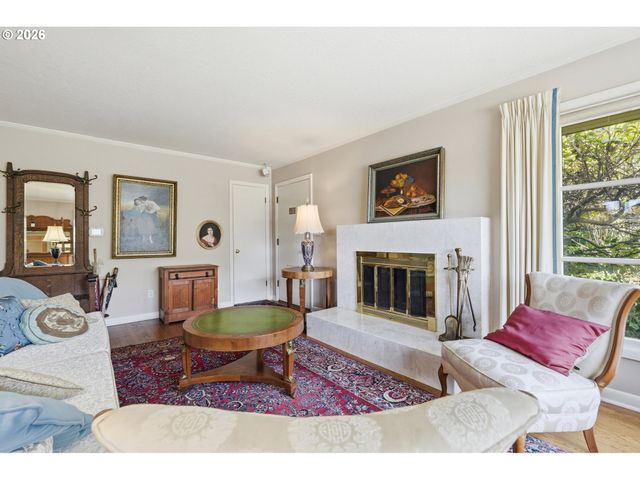 2718 Nw QUIMBY St, Portland, OR 97210