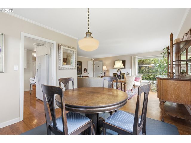 2718 Nw QUIMBY St, Portland, OR 97210