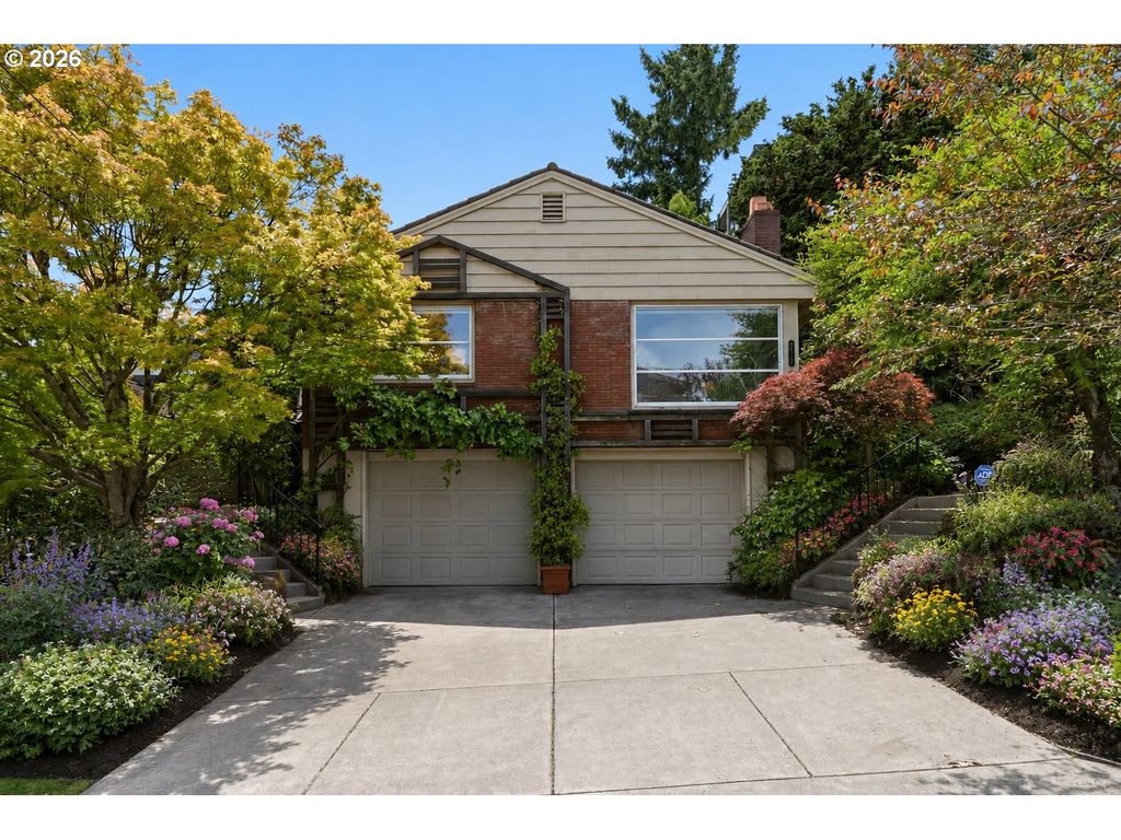 2718 Nw QUIMBY St, Portland, OR 97210