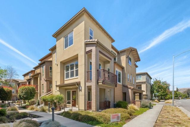 1315 Venturi Drive 2, San Jose, CA 95132