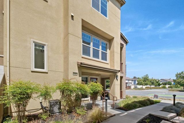 1315 Venturi Drive 2, San Jose, CA 95132