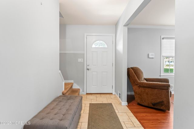 3 Thompson Lane, Manalapan, NJ 07726