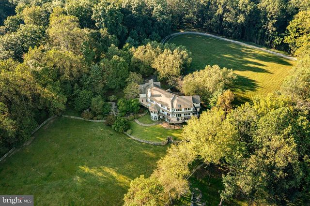 438 GROUND HOG COLLEGE RD, West Chester, PA 19382