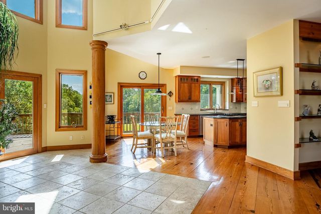 438 GROUND HOG COLLEGE RD, West Chester, PA 19382