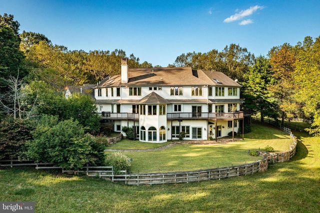438 GROUND HOG COLLEGE RD, West Chester, PA 19382