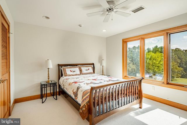 438 GROUND HOG COLLEGE RD, West Chester, PA 19382