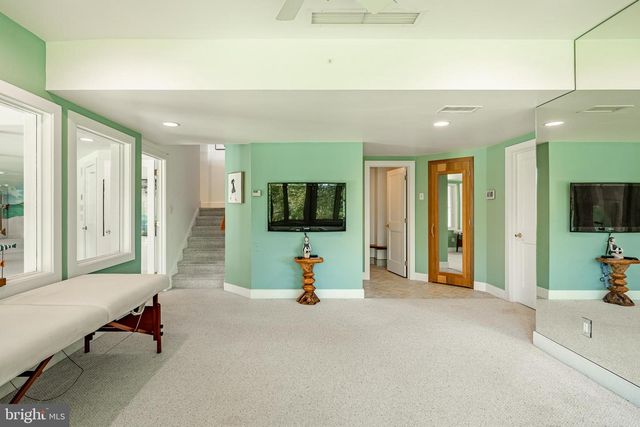 438 GROUND HOG COLLEGE RD, West Chester, PA 19382