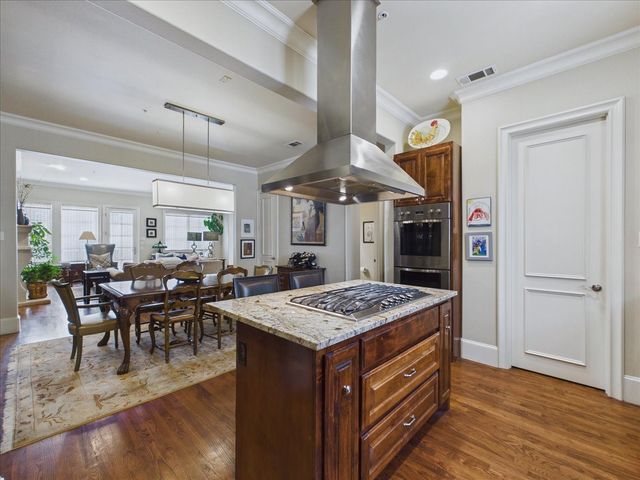 4301 Lomo Alto Drive B, Highland Park, TX 75219