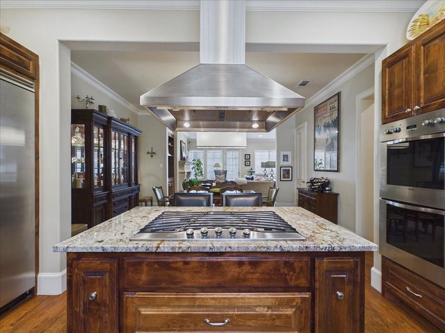 4301 Lomo Alto Drive B, Highland Park, TX 75219
