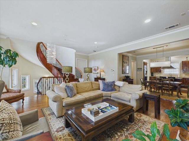 4301 Lomo Alto Drive B, Highland Park, TX 75219